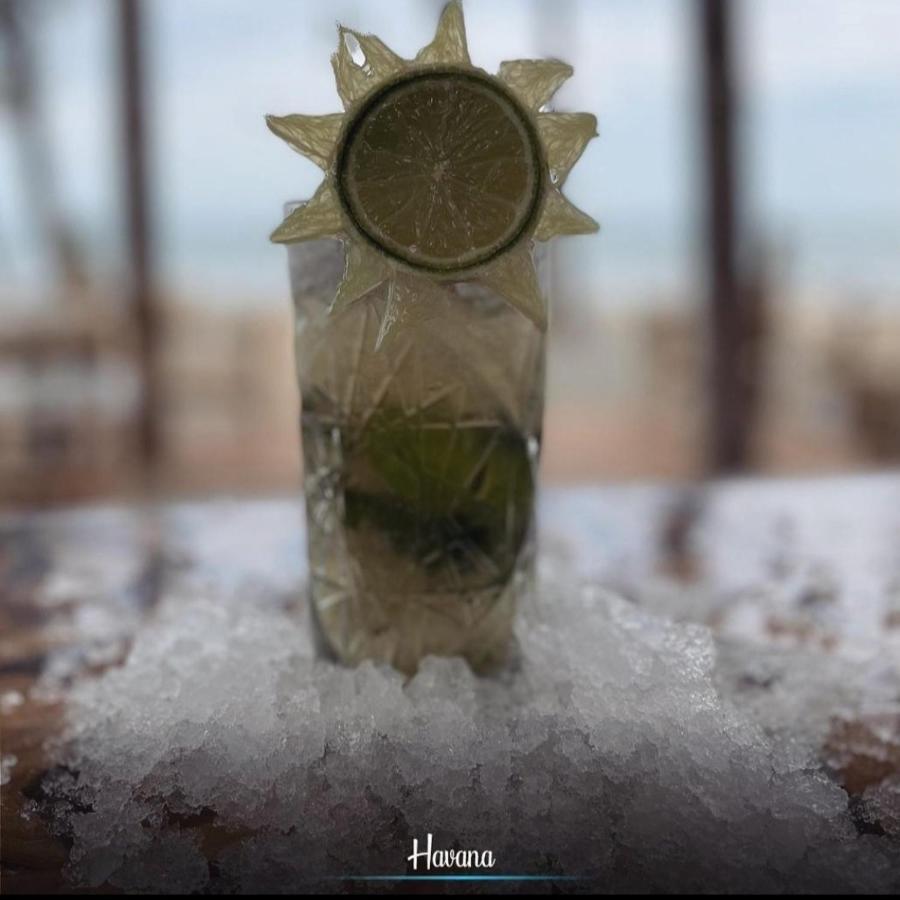 Havana House Sakes Екстериор снимка
