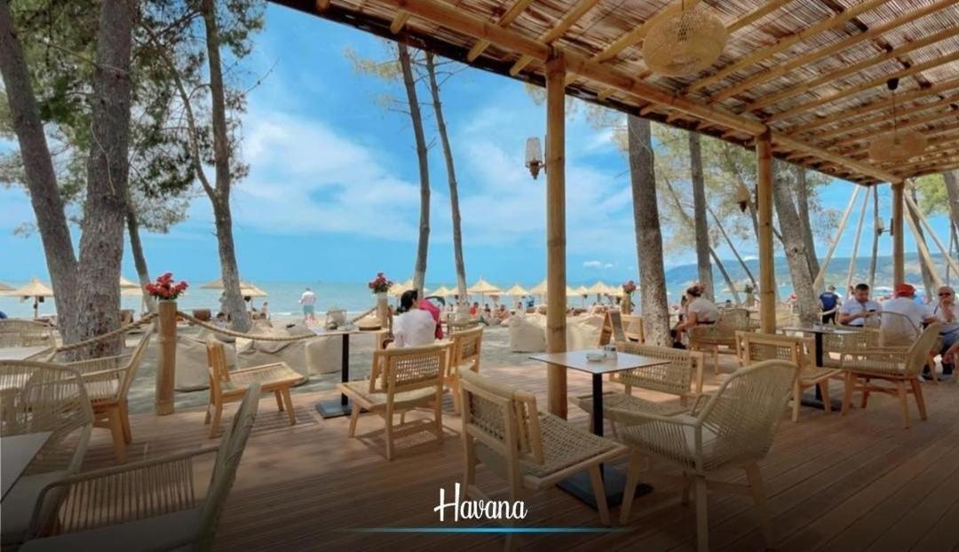 Havana House Sakes Екстериор снимка